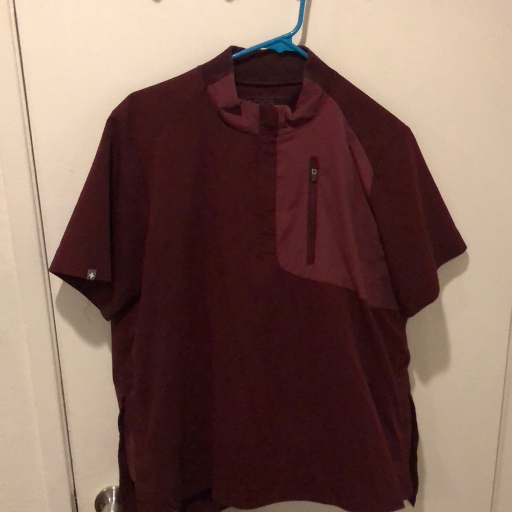 Used Figs scrub top. Good condition. X-Large.